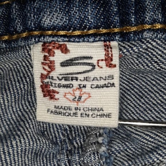 Silver Jeans Lola 17" Distressed 28‎ Flare Jeans - Picture 11 of 12